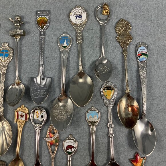 31 Vtg/Antique Collectible Souvenir Teaspoons Spoons Lot Commemorative Worldwide - Picture 9 of 10